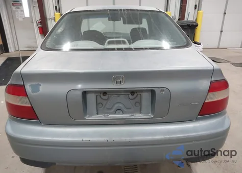 1995 Honda Accord Lx/Ex z USA, uszkodzony, nr VIN 1HGCD5637SA100093